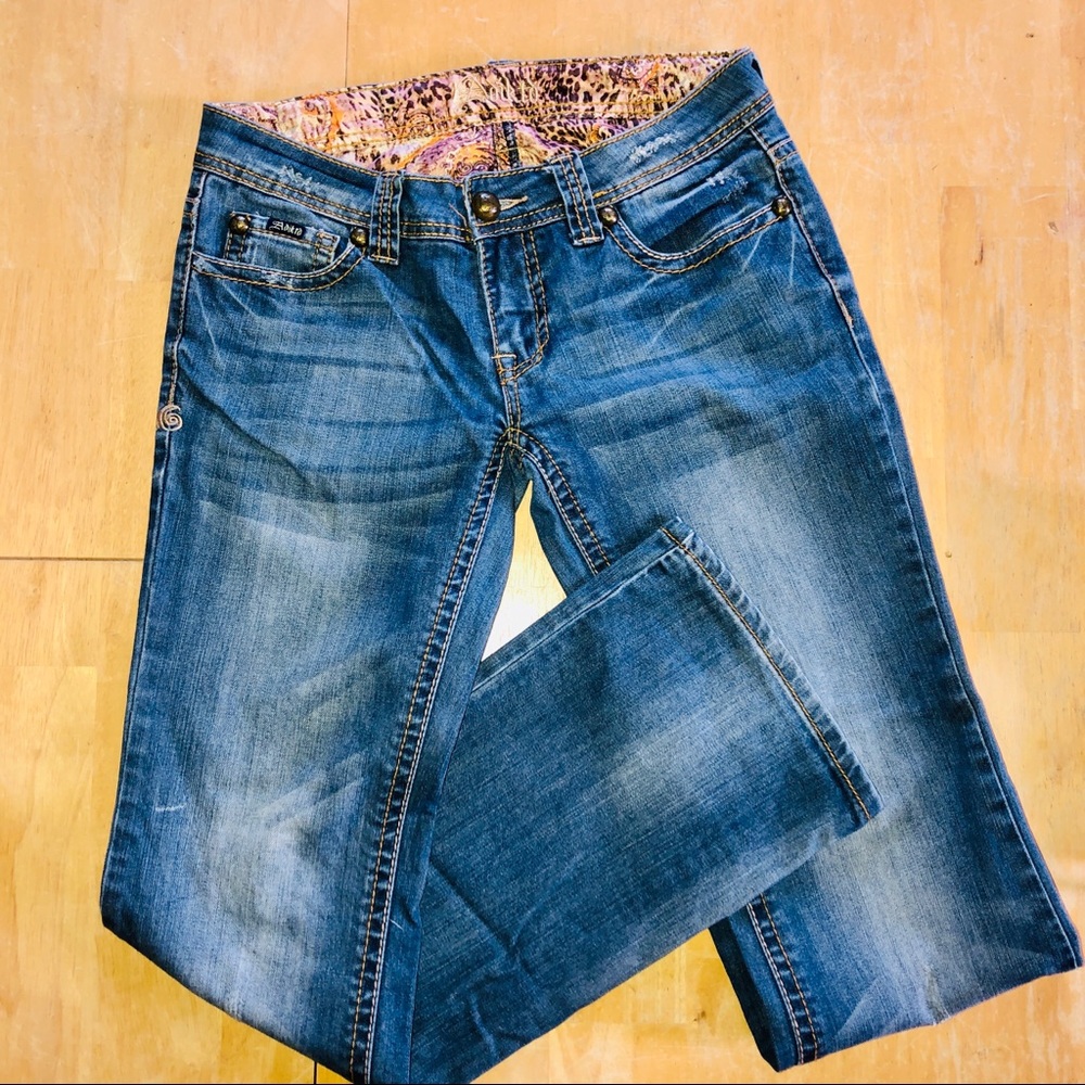 Adiktd bootcut floral embroidered jeans 28x33 / 4 - Picture 2 of 8